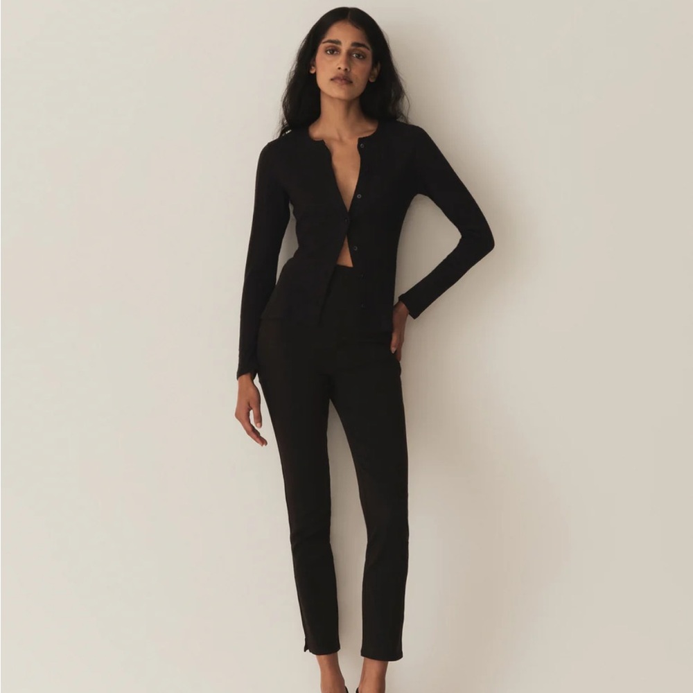 Doen Amelie Tee Shirt Henley Button Down Black S